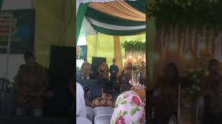 Download lagu Senyum lh mp3