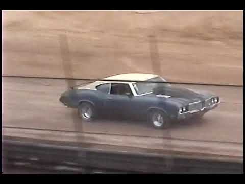 2015 Spectator Races (crash at end) // Shawano Speedway Fair