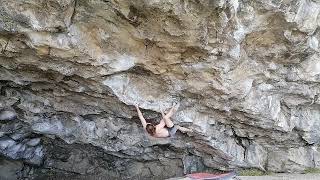 Video thumbnail of Lou Ferrino, 7c+/8a (sans pocket). Parisella’s Cave