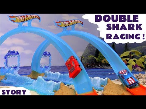 Fun Play with Toy Cars in a Double Loop Toy Car racing Challenge Video