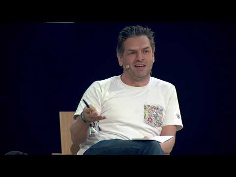 Creativity vs Machine