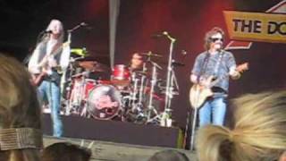 Doobie Brothers - Back to the Chateau - Charlotte NC - June 20 2009