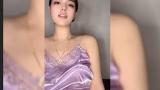 Download lagu Cute girl vlog #2403❤️ #periscope #periscopelive #vlog #broadcast #stream #live #share #cute 🥰 mp3