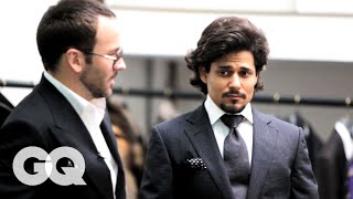 Download lagu Tom Ford Teaches 33-Year-Old To Dress for the Job You Want | Project Upgrade | GQ mp3