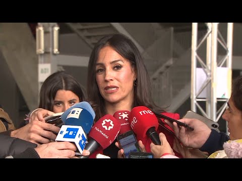 download lagu mp3 mp4 Begoa Villacs Educacin, download lagu Begoa Villacs Educacin gratis, unduh video klip Begoa Villacs Educacin