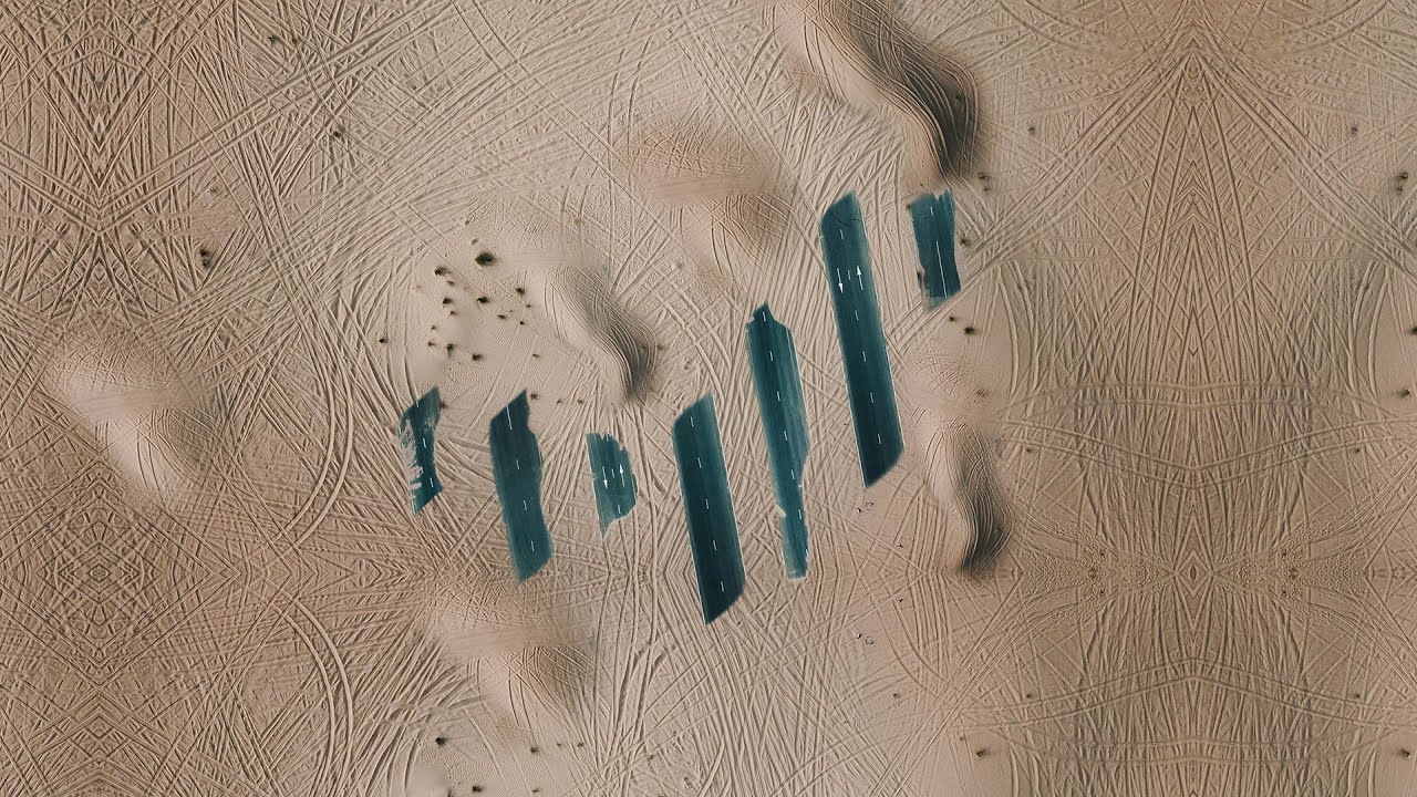 Miniature de la vidéo The Emirates (2021) du film The Emirates