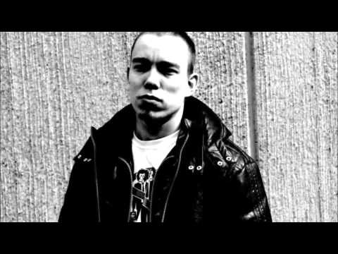 Ailu Valle - Buhtismuvvat baluin ja háluin feat Asa