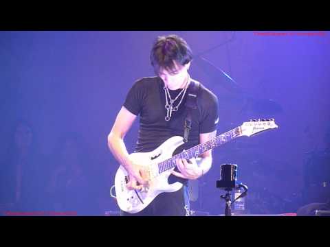 Steve Vai - Taurus Bulba Live Hammersmith Apollo London England 02 Dec 2012