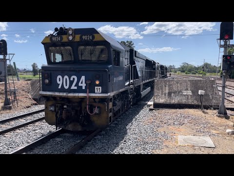 Pacific National 9024, 9033 & 9034 at Maitland - 8/12/22