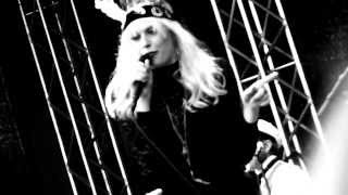 Amanda Jenssen - Dry My Soul (live)