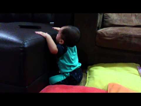 Hanif | cubaan berdiri | 270914