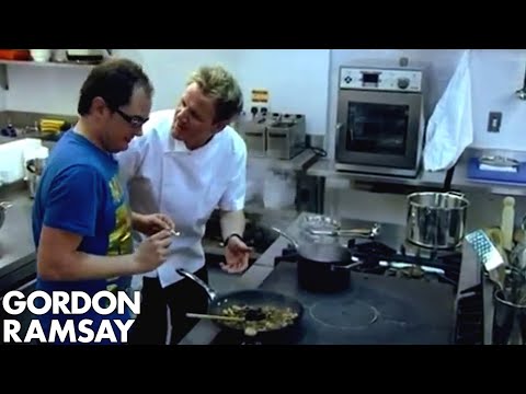 I'm a Chef and You're a Cook' | Gordon Ramsay vs. Alan Carr