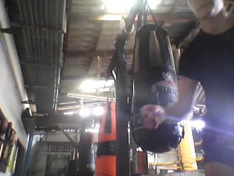 Sylvie's Tips: Gaining Control of Your Muay Thai Kick - Floating Block