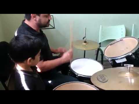 Aula de bateria com o Gaucho...melhor de manaus...