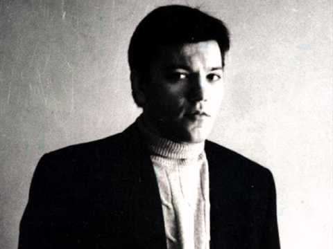 ALEKSANDAR SERDAR plays 16 Waltzes for piano Op. 39 - I part, No. 1 - 8.