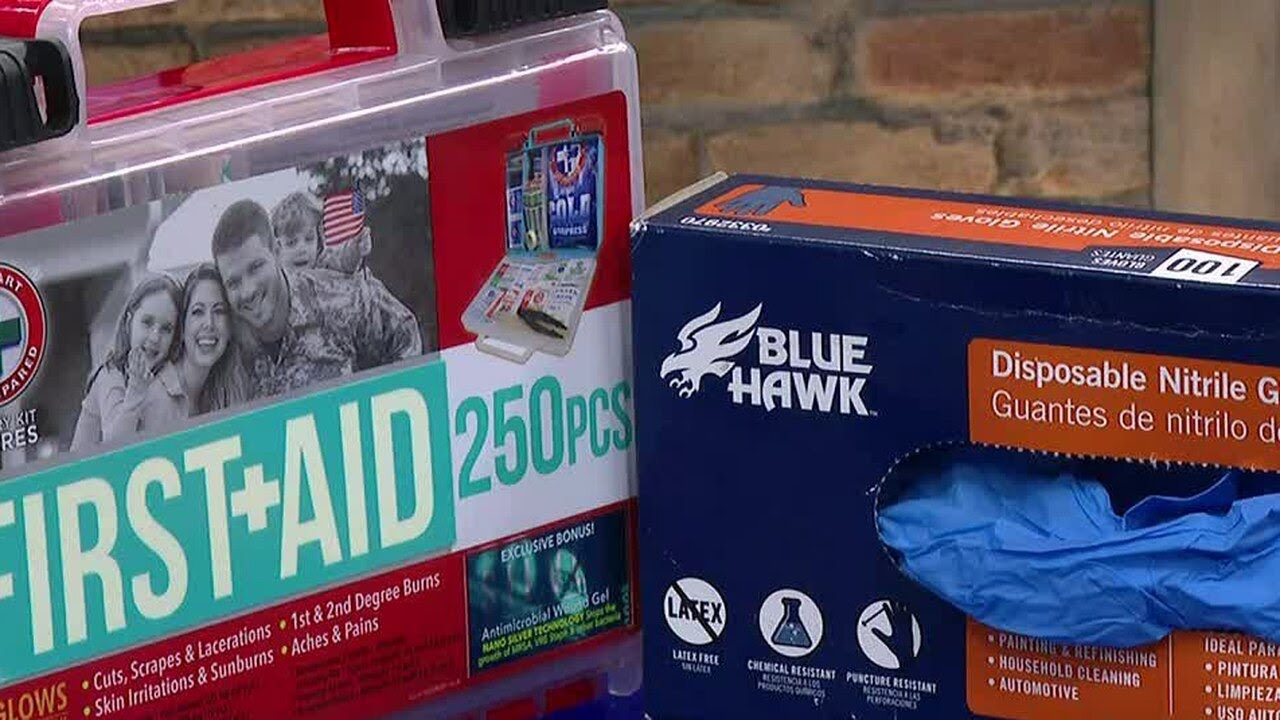 Hurricane Preparedness Week : Making your hurricane prep kit