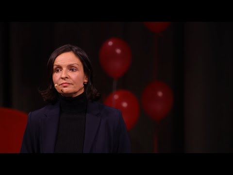 Femizide - ein Spiegel unserer Gesellschaft | Yvonne Widler | TEDxKollerschlag