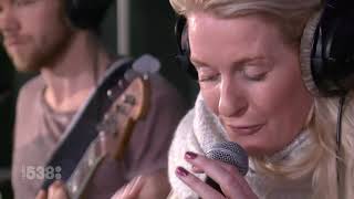 Miss Montreal   Being alone at Christmas   2009