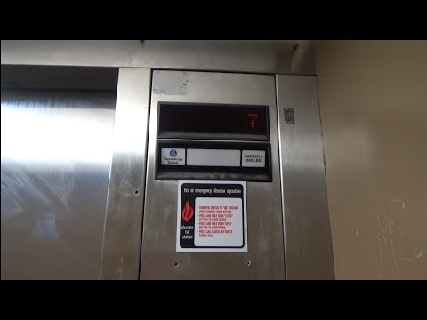 Dover Hydraulic Elevator @ Secure Parking Garage - Tulsa, OK