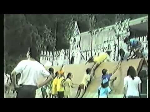 Giochi nell'acqua a Montenars 1989