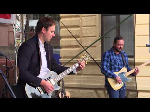 The Basketles - The Beatles revival - The Basketles - CCR medley at Melnicke Vinobrani 2017