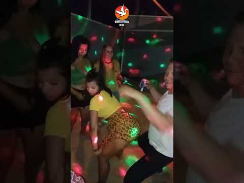 Caturaí Goiás curtindo aniversário da prima