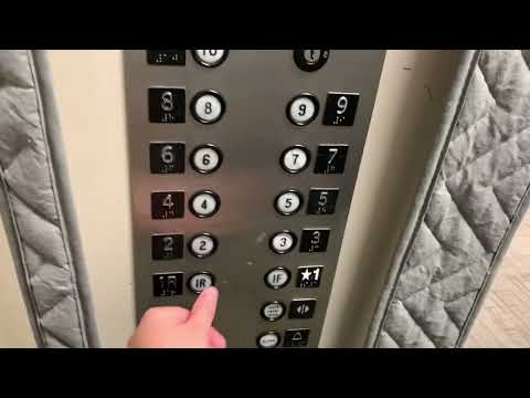 1980 Dover Traction Service Elevator At 3701 Algonquin Rd In Rolling Meadows, IL