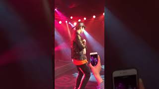 LOVE IS A DOG FROM HELL - MAD CLOWN || JBTV 180430