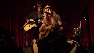 Brooke White feat. The Heavy Steadies, 