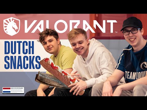 Our Valorant Players try Dutch Snacks