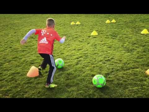 Münchner Fußball Schule — Video auf YouTube ansehen
