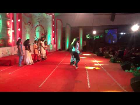 Audience tapping in with Neerav Bavlecha |  KTDC Onam celebration!!