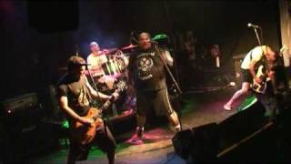 Ratos de Porão - Amazônia Nunca Mais /Plano Furado II (live in Argentina, 2009)