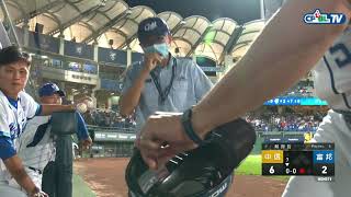 [分享] 獨角仙亂入新莊球場