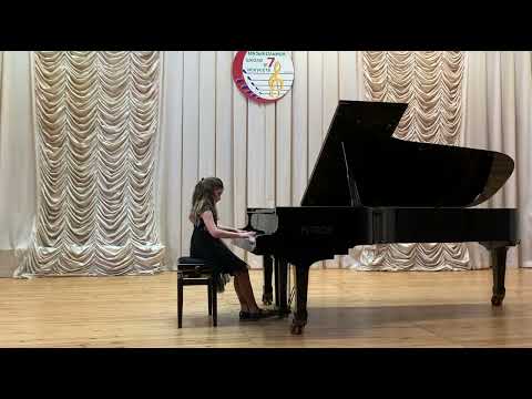 J.S. Bach Sinfonia in E major, W. Gillok "Etude - Waltz", S. Aksakov "Bagatelle". Юлиана Иодо