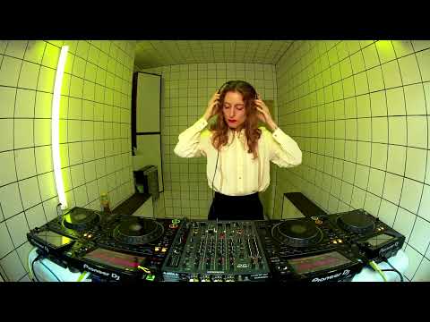 Lucinee | HÖR - August 5 / 2024