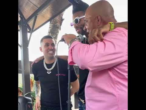 Lenier improvisando ,Con  Repentista,Cubano,El Yonki y ,tito el Bambino.