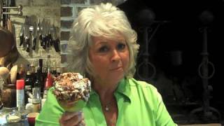 Paula Deen Makes Caramel Apples