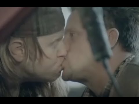 Snickers - Love Boat (Superbowl, 2007)