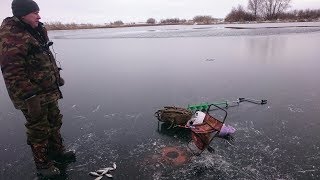 Ловля плотвы по первому льду на мормышку