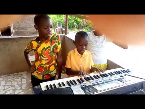 Manɔ Mawu sinu kpɔm by Totobaz