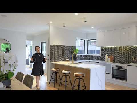 2/44 Clonbern Road, Remuera - Jennifer Alexandre