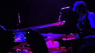 Blonde Redhead &quot;Dripping&quot; live