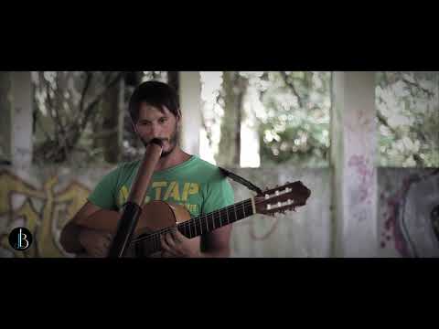 Solo guitare didgeridoo - valse - Danse trad