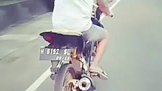 Download lagu story wA, Yamaha vixion mp3