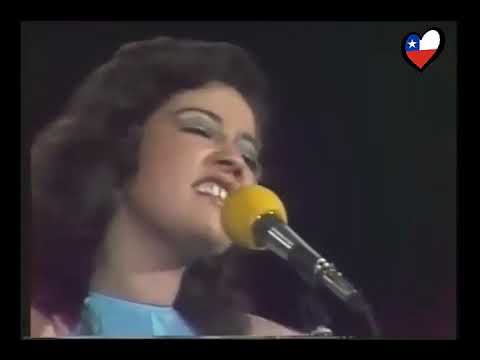 María Inés Naveillán  - Tu Invento Soy Yo