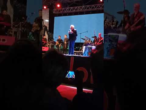 Mogol racconta come ha scritto le parole di il mio canto libero