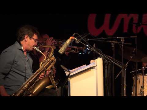 Red Young & His Hot Horns : Manteca