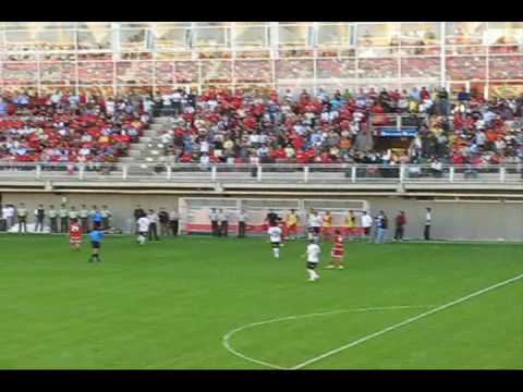 "Ñublense 2 - Colo Colo 0" Barra: Los REDiablos • Club: Ñublense • País: Chile