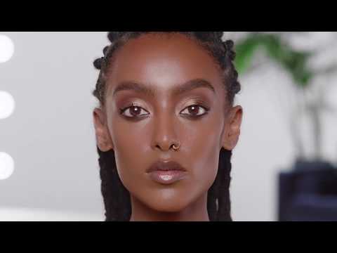 Anastasia Beverly Hills Loose Setting Powder makiažą fiksuojanti pudra, atspalvis: Deep Peach, 25 g video